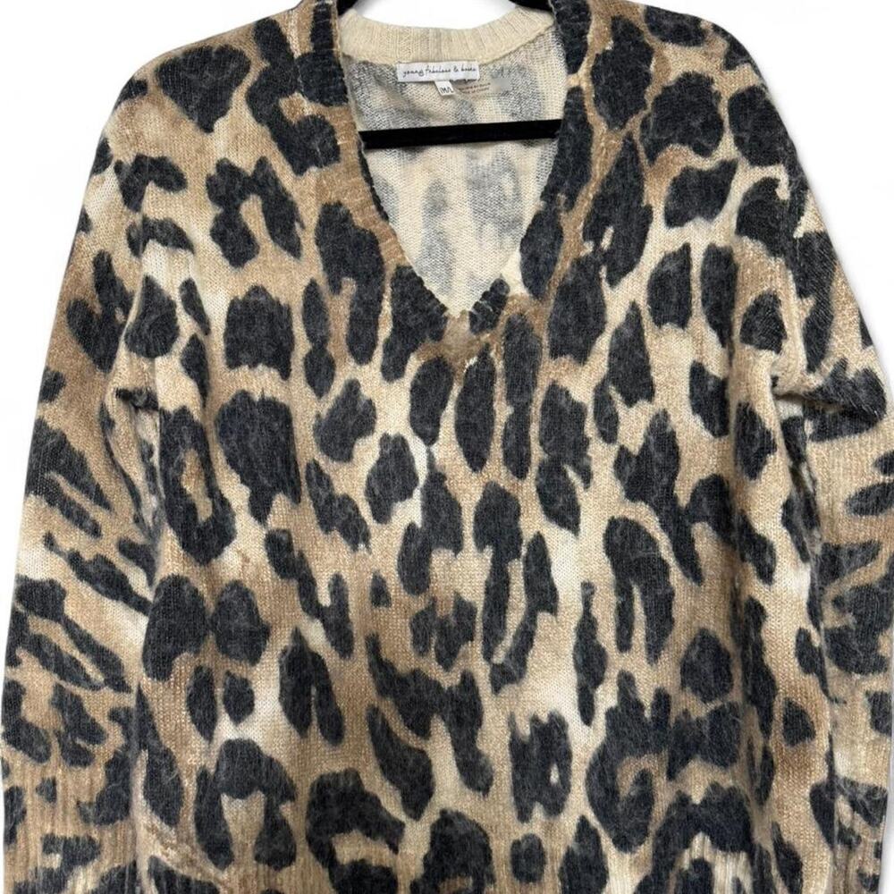 Leopard print sweater super soft